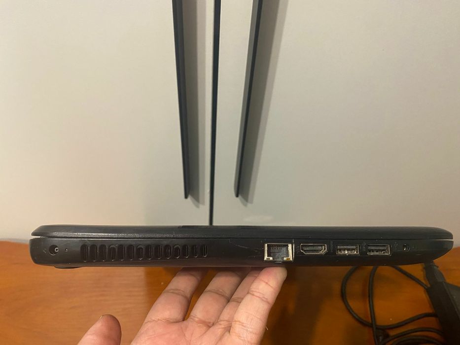НР intel core i3/OZU 8GB/2 видеокарты/SSD 128GB