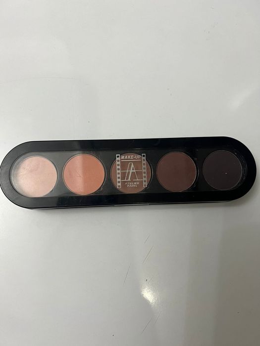 Косметика тени MakeUp