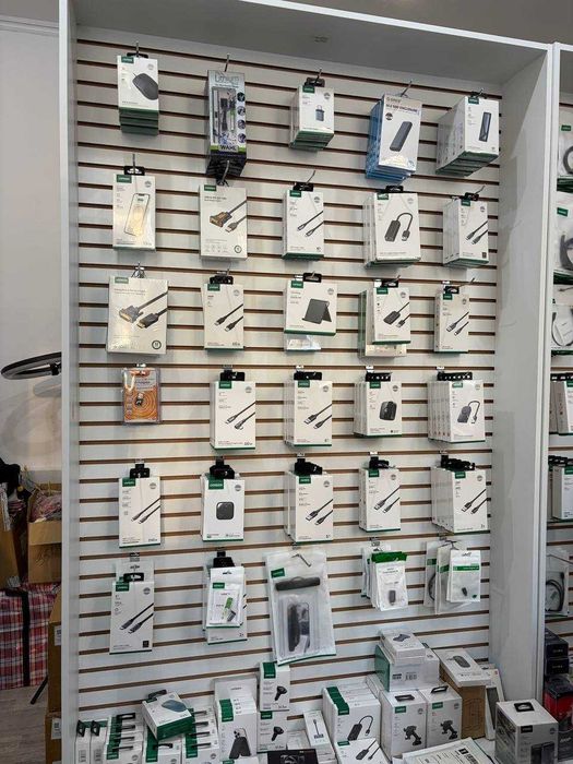 Шкаф с витриной из эконом панели