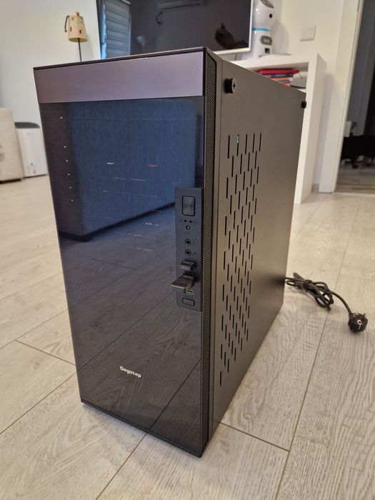 Unitate PC pentru editare video