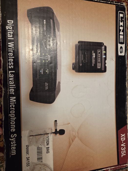 Lavaliera Line 6 XD-V35L , bodypack, 2.4 GHz fara Shure Sennhaiser