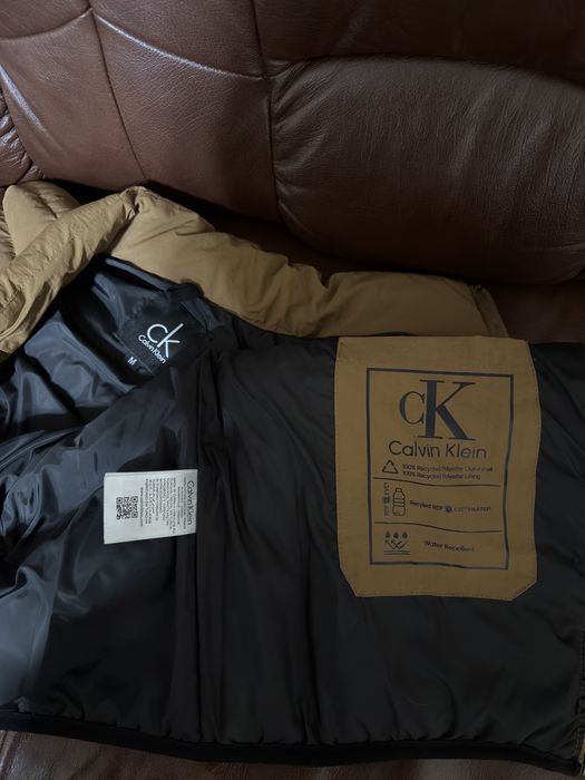 Грейка Calvin Klein размер М