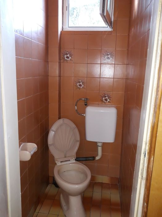 Дава се под наем Етаж от къща в Шумен, 5-ти полк - 130 кв.м за 229.5 € - Снимка #5