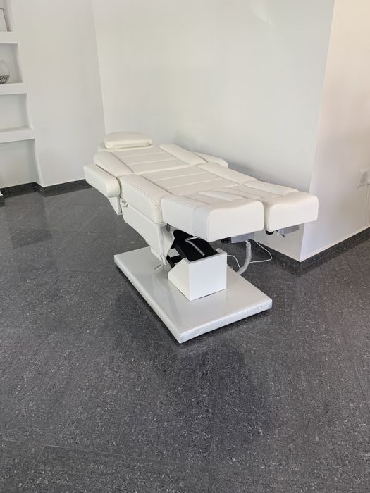 Електрически столове за педикюр с 3 мотора – НОВИ