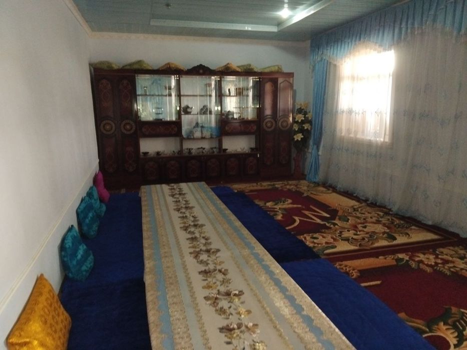 Uy sotiladi 15 sotix