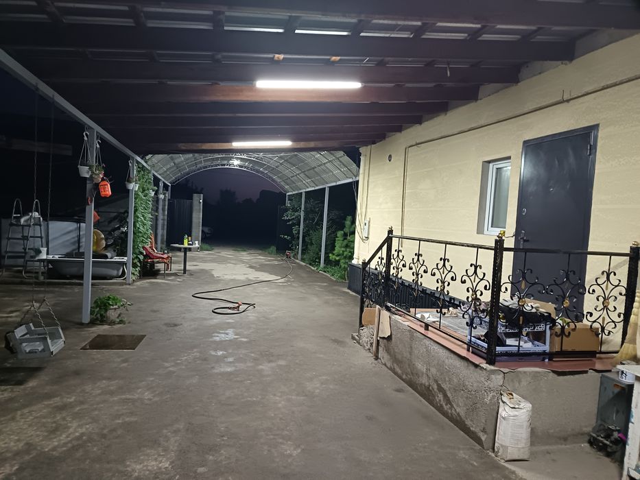 Продам.       дом.