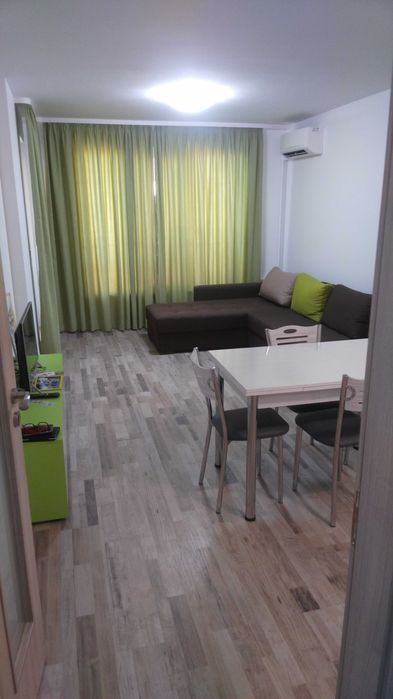 Дава се под наем Двустаен апартамент в Варна, Гранд Мол Варна - 63 кв.м за 436.05 € - Снимка #1