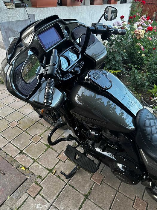 Harley Davidson I CVO Road Glide, FLTRXSE