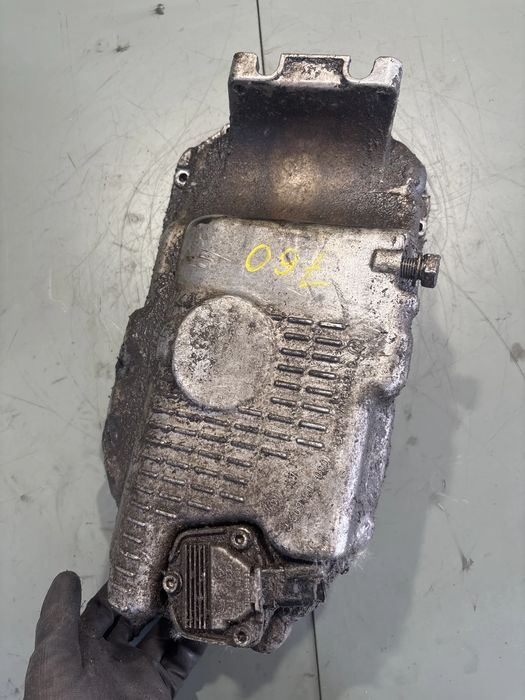Baie ulei Volkswagen VW Golf 2001 1.4 MT (75 hp)