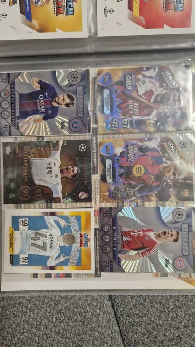 Продавам карти Match Attax сезон 2025/2026