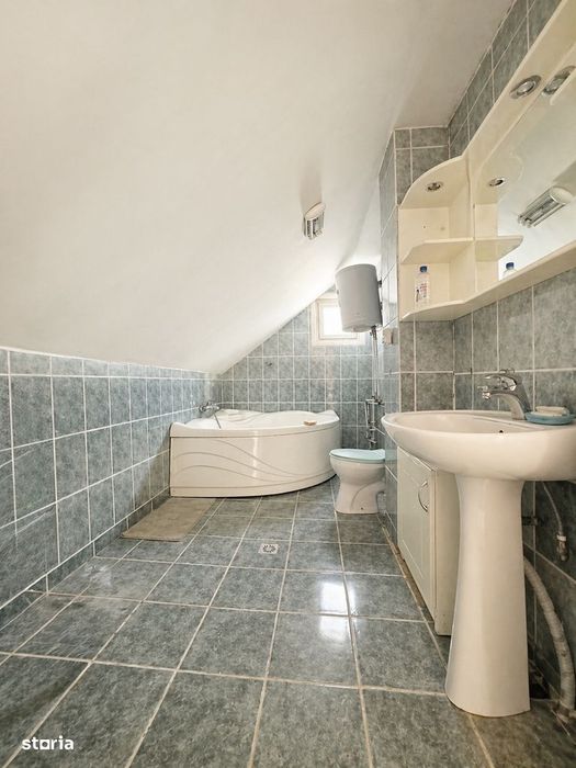 De închiriat  –  casă de locuit / spațiu comercial - IMOBIHOR