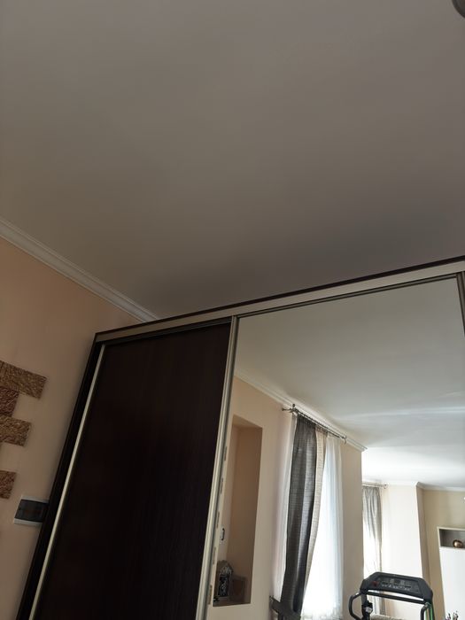 Большой шкаф-гардероб