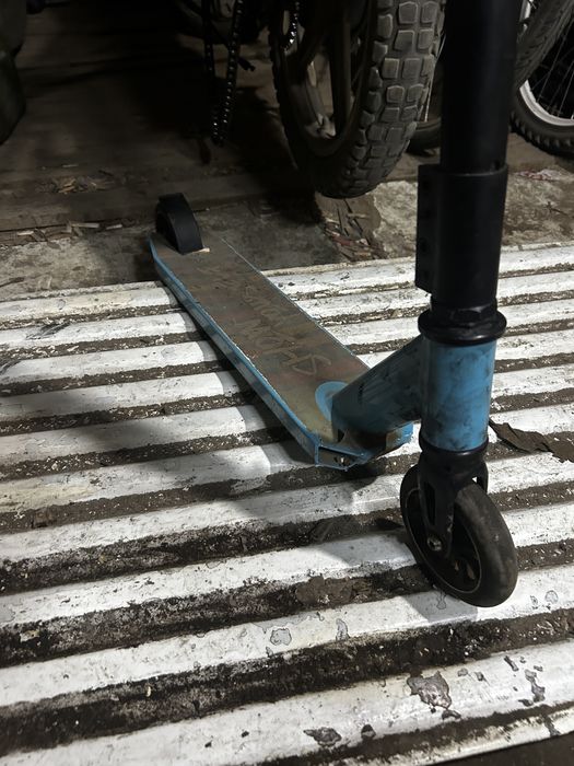 Продам самокат трюковой