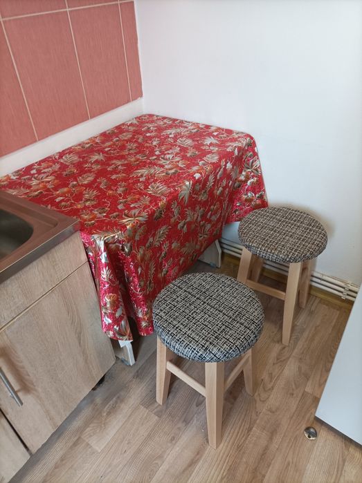 Închiriez apartament cu o cameră în Bârlad, dotat corespunzător