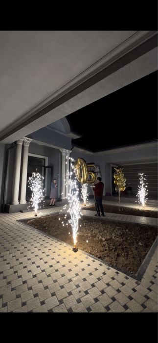 Холодные фонтаны, Фейерверки  (дополнение к празднику)