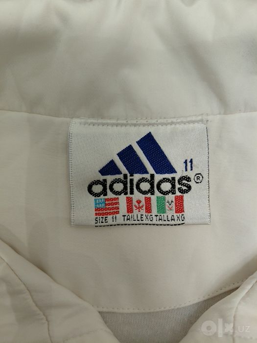 Оригинальный ветровка Adidas