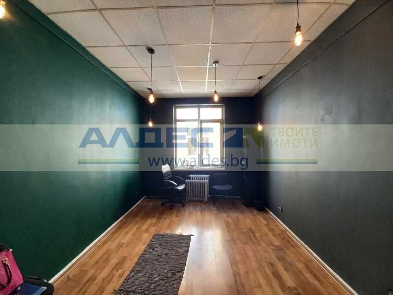 Дава се под наем Офис в София, Център - 15 кв.м за 255 € - Снимка #9