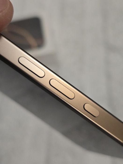 iPhone 16 Pro Max, Desert Titanium, 1TB