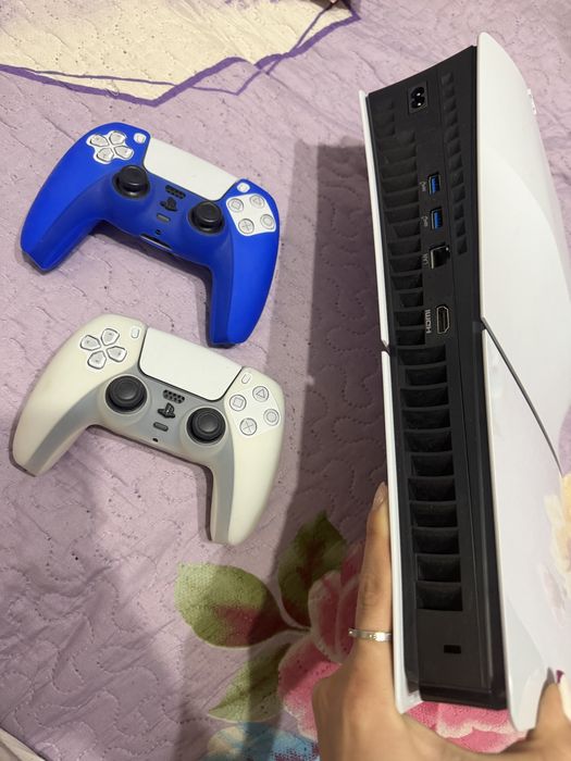 Плэйстэйшн 5 PS5