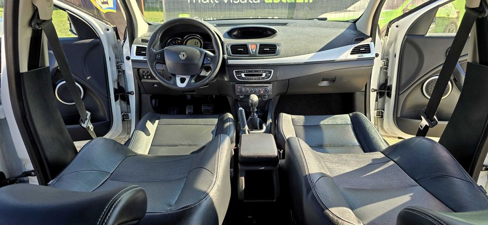 RENAULT Megane 2010 — imagine 13