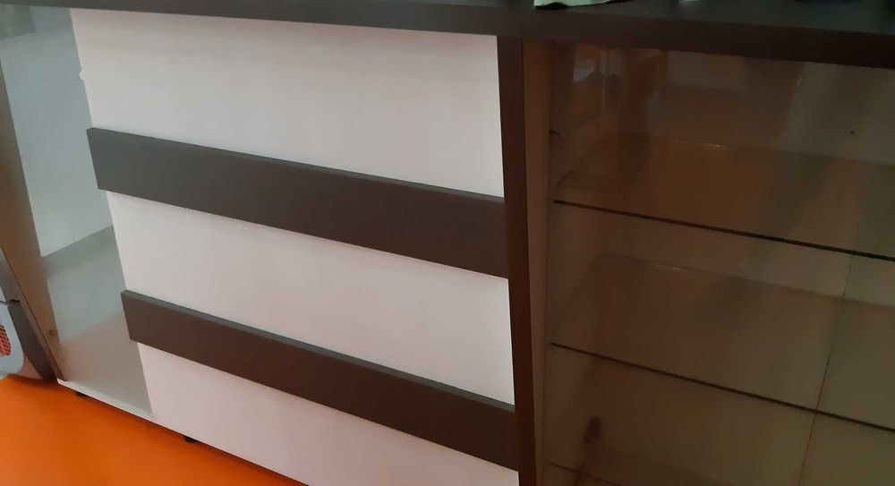 Mobilier comercial