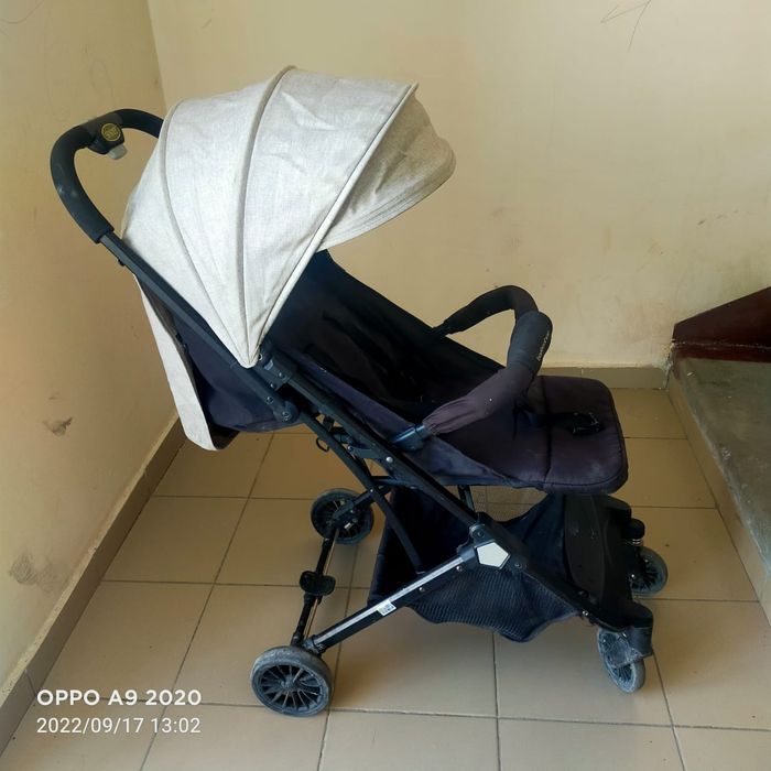 Срочно продаётся Коляска