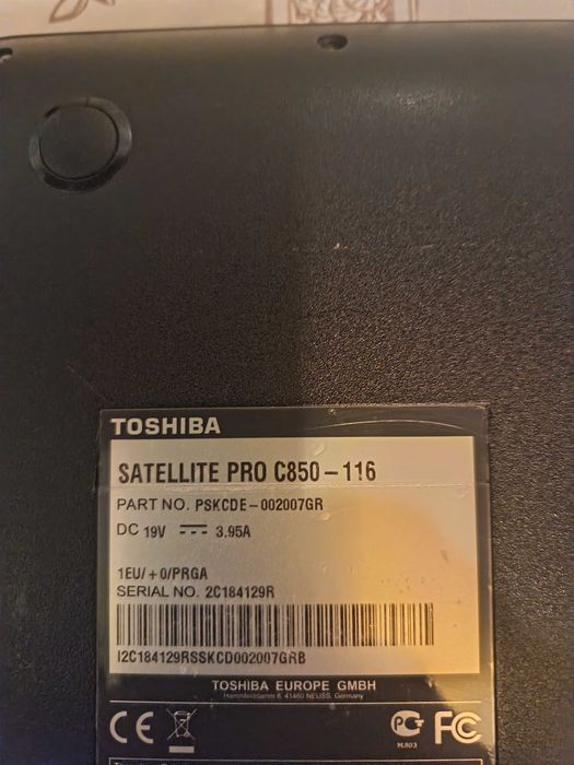liptop Toshiba satellite pro i5