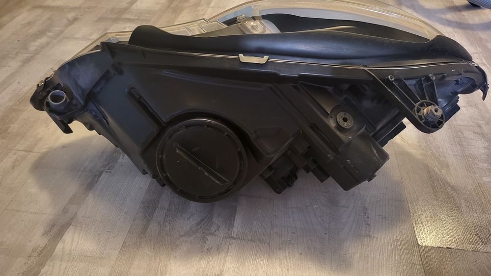 Far halogen Mercedes E Class w212