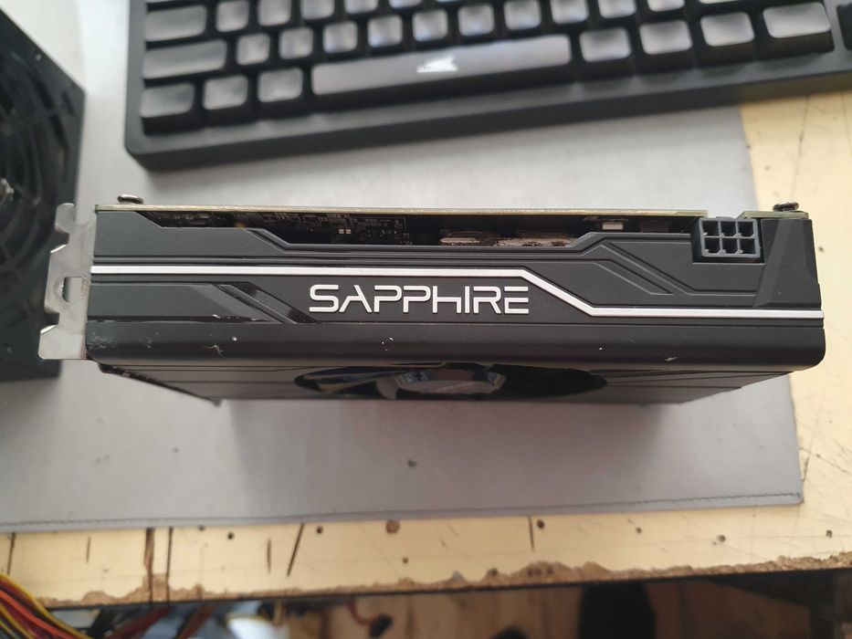 Placa video gaming Sapphire  RX 570 cu 4 GB model ITX