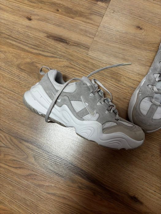 Маратонки NIKE Tech Hera