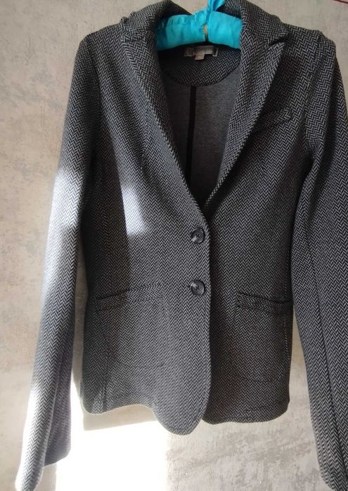 Платья, пиджаки р-р 44