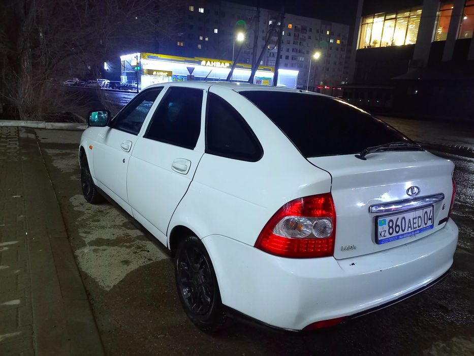 Приора. Срочно. Торг. Газ бензин