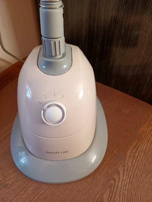 Тпариватель для одежды.