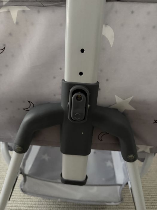 Продам манеж передвижной/мобильный