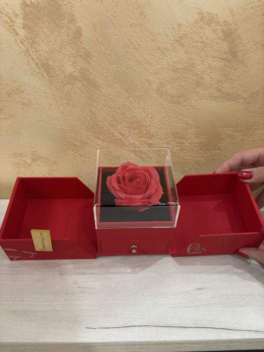 Trandafir etern si lanț la alegere