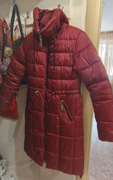 Продам зимний пуховик