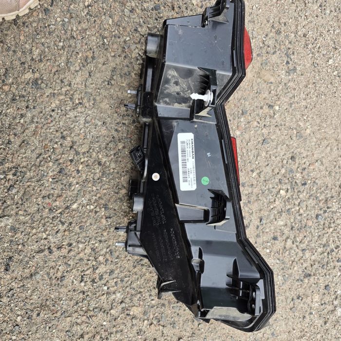 Задняя фара на Deepal G 318