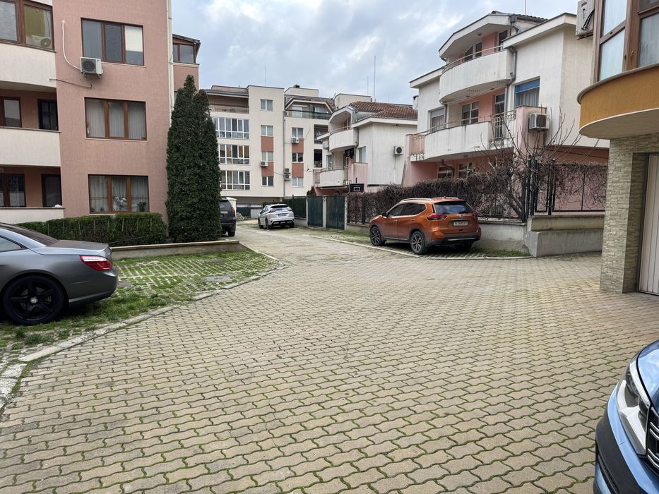 Дава се под наем Гараж / Паркомясто в Варна, Чайка - 18 кв.м за 99.45 € - Снимка #2