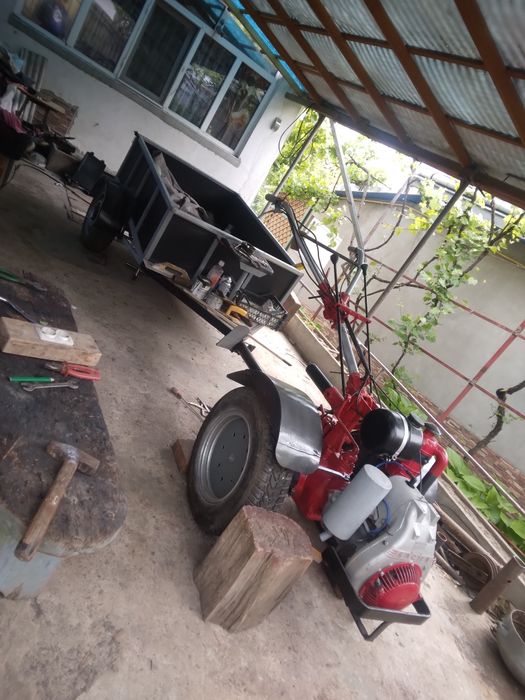 Vand motocultor cu remorca