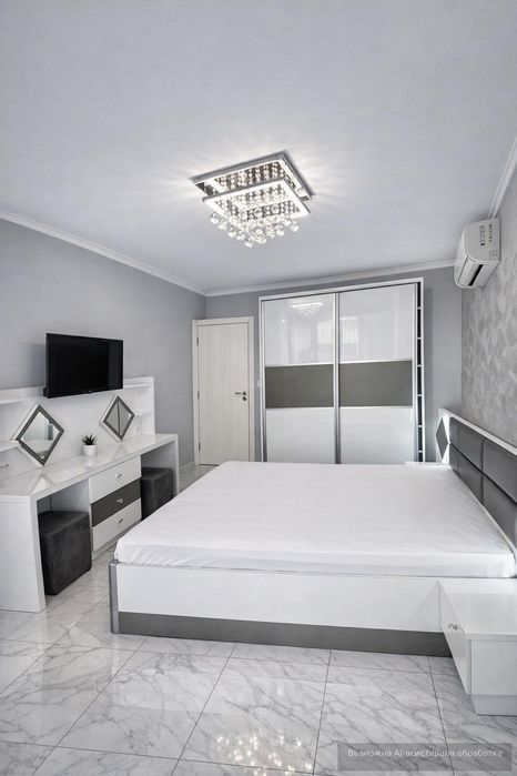 Дава се под наем Двустаен апартамент в Пловдив, Младежки Хълм - 73 кв.м за 610.98 € - Снимка #3