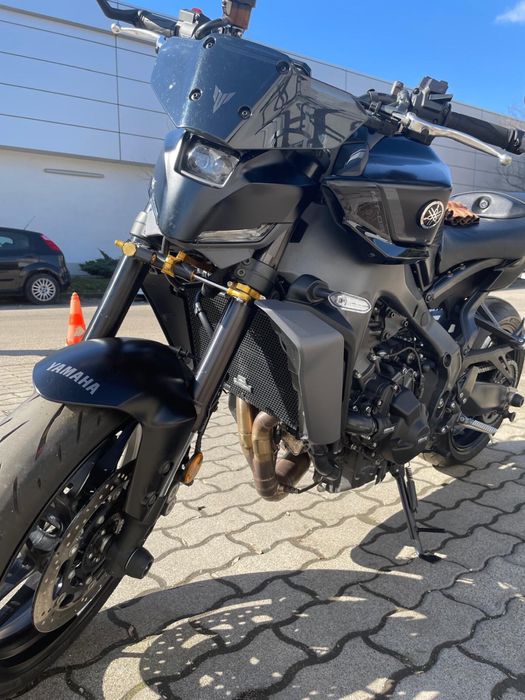 Yamaha MT-09 2025 Leo Vince