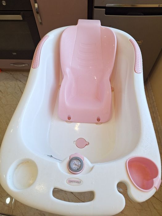 Вана със стойка Чиполино