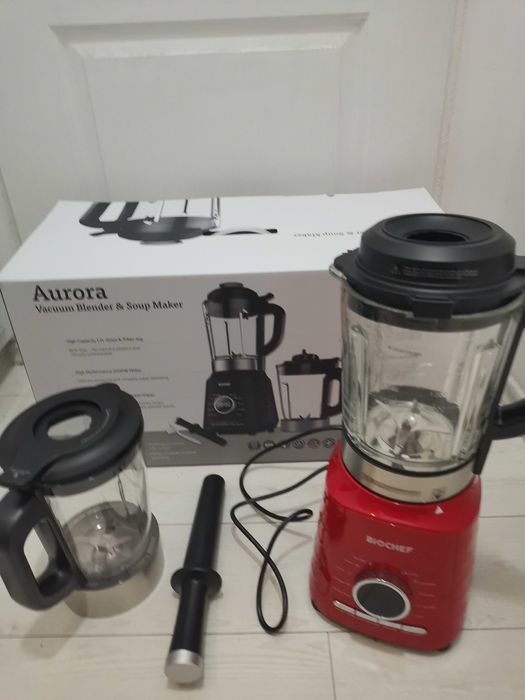 Продавам блендер вакумен Biochef aurora