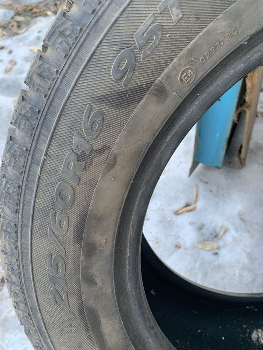 Продаю Зимнюю резину