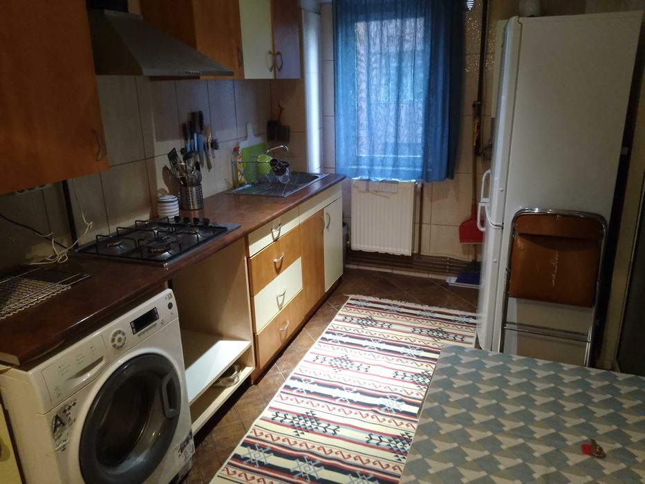 Apartament de închiriat