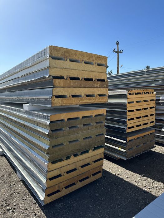 Panouri Termoizolante Sandwich