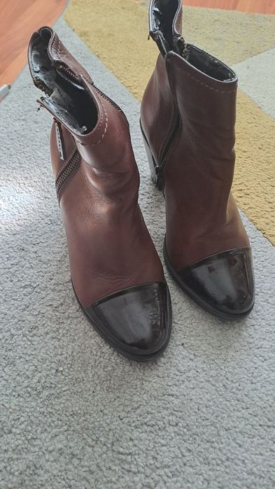 Botine piele stare f. buna mărimea 37 .preț 70 lei