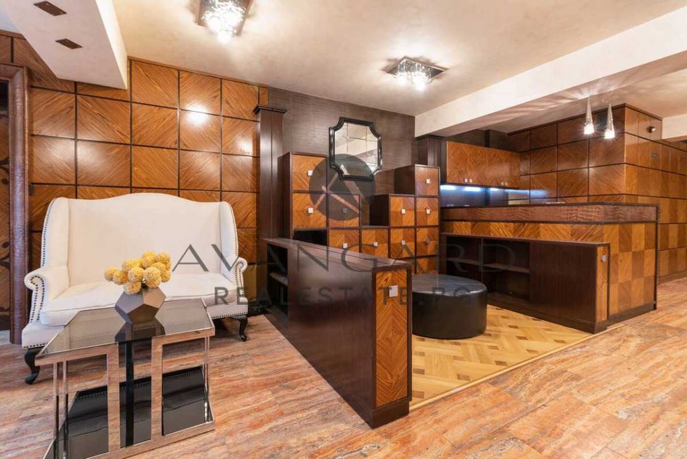 Продава се Офис в Пловдив, Център - 277 кв.м за 2206 €/кв.м - Снимка #9
