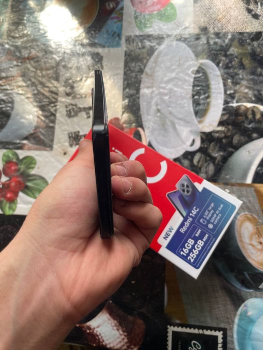 Продам телефон редми 14 C