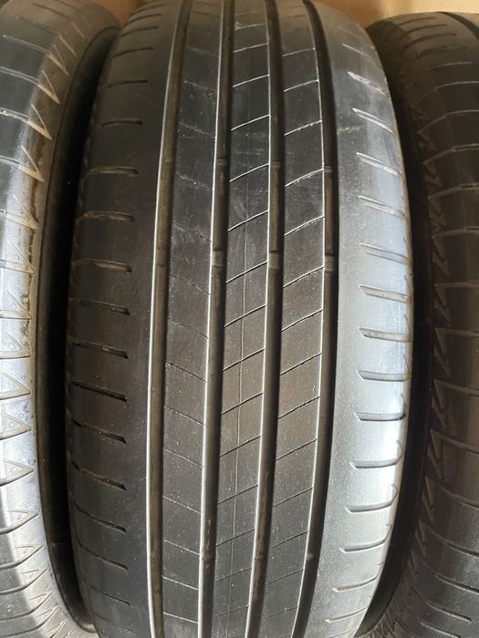 215/60/R17 Bridgestone Turanza T005